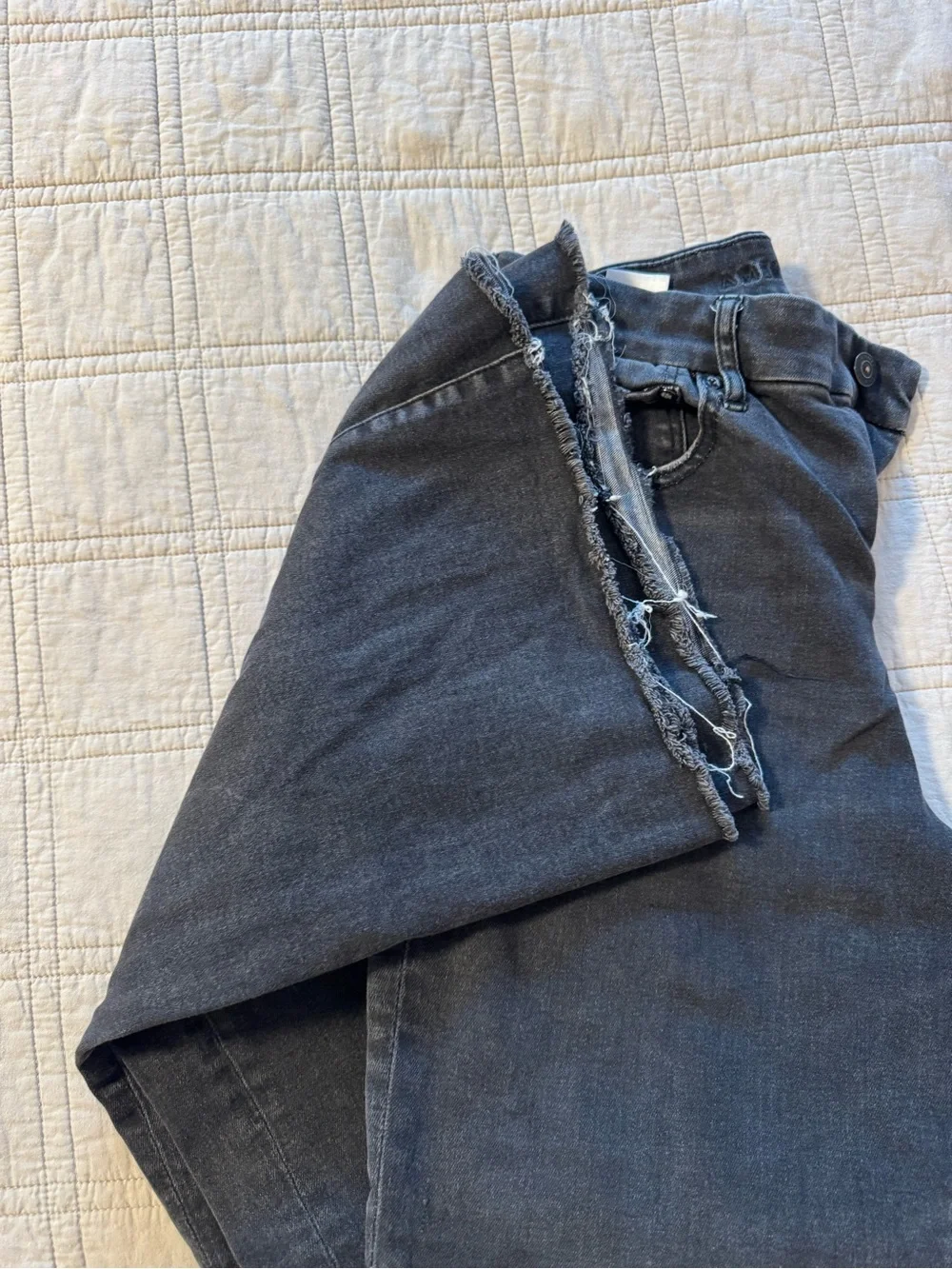 American Eagle high rise flare jeans - Picture 4 of 11